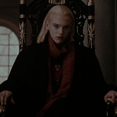 Caius Volturi Aesthetic, Twilight Volturi Aesthetic, Twilightcore Aesthetic, Caius Volturi Fanart, Volturi Cloak, Cauis Volturi, The Volturi Coven, Caius Volturi, Volturi Kings