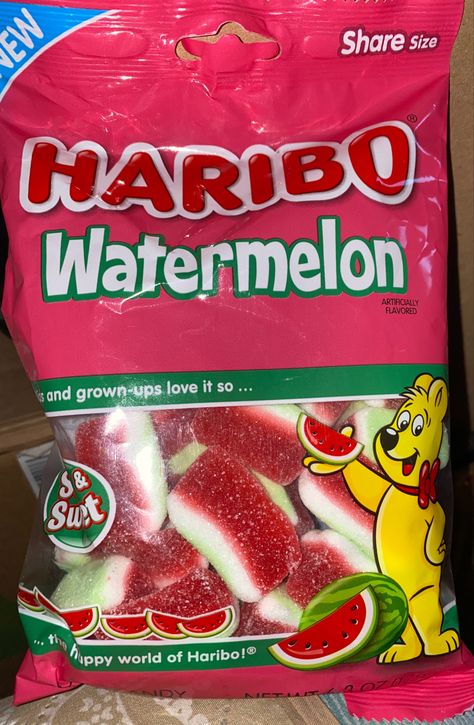 Haribo watermelon gummi candy Gummy Candy Aesthetic, Freakshakes Recipe, Haribo Sweets, Watermelon Gummies, Candy Salad, Watermelon Candy, Gummi Candy, Haribo Candy, Nerds Candy