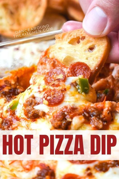 Hot Pizza Dip, Pizza Dip Recipes, Pizza Hot, Hot Pizza, Toasted Baguette, Pizza Dip, Supreme Pizza, Ground Italian Sausage, Dip Recipes Easy