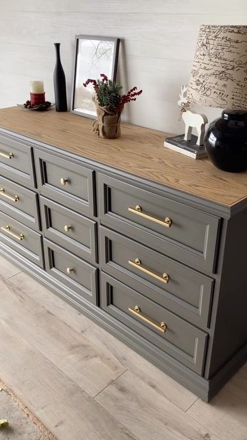 Two Toned Bedroom Furniture, 6 Dresser Drawer Makeover, Redo Dressers Ideas, Repurposed Bedroom Furniture, Bedroom Dresser Design Ideas, Diy Dresser Color Ideas, Renovating Dressers Ideas, Bedroom Dresser Refurbished, Dresser Makeover Colors