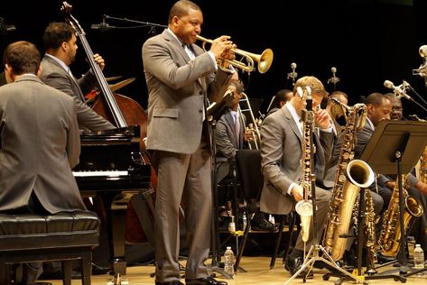 Review by Marilyn Lester: Jazz at Lincoln Center Orchestra, Wynton Marsalis: Best of Basie, Black, Brown and Beige, Rose Theater. Julie London, Music Review, Jazz At Lincoln Center, London Holiday, Blues Musicians, Lincoln Center, Brown And Beige, Christmas Day, Brown Beige