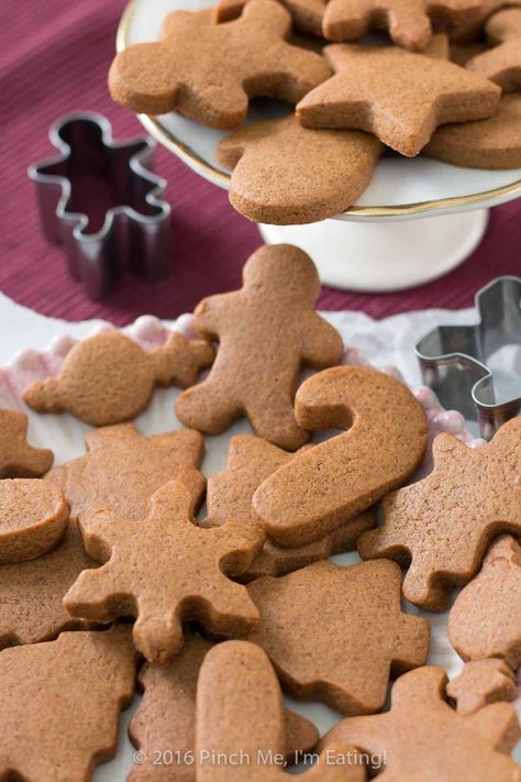 Best Gingerbread Cookies, Cookies Chewy, Chewy Gingerbread Cookies, Gingerbread Cookies Decorated, Soft Gingerbread Cookies, Cookies Gingerbread, Ginger Bread Cookies Recipe, Stay Soft, Cooks Illustrated