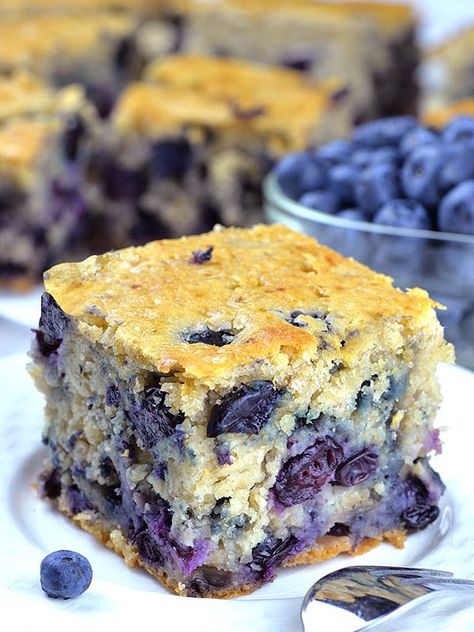 Blueberry Yogurt Cake, Breakfast Cake Recipes, Blueberry Yogurt, Blueberry Breakfast Cake, Favorite Breakfast Recipes, Healthy Yogurt, Blueberry Breakfast, Yogurt Cake, Homemade Breakfast