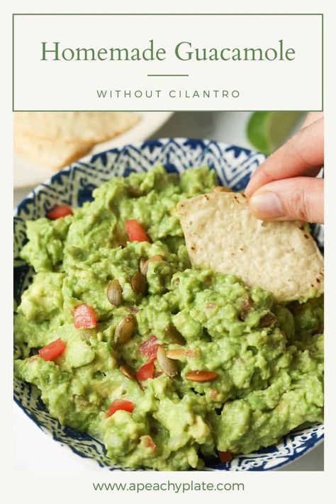 No Cilantro Guacamole Recipe, Quacomale Recipe, Guacamole Recipe No Cilantro, Guacamole Recipe Without Cilantro, Fresh Spinach Dip, Guac Dip, Mexican Guacamole Recipe, Chunky Guacamole Recipe, Homemade Guac