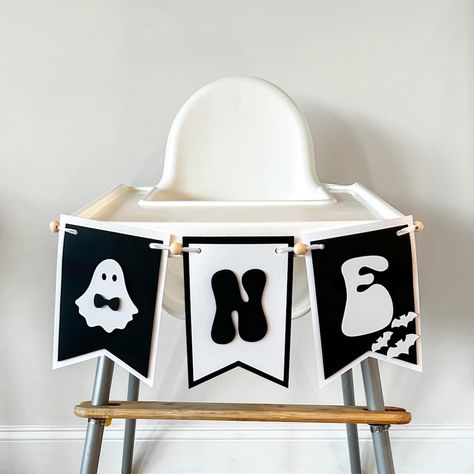 This Banners & Signs item by KnoxxMaeDesigns has 8 favorites from Etsy shoppers. Ships from Waldorf, MD. Listed on Aug 8, 2024 October First Birthday Boy, First Boo Day, Highchair Garland, First Birthday High Chair Banner, 1st Birthday Boy Themes, First Birthday High Chair, Pumpkin And Ghost, Spooky One, Birthday High Chair