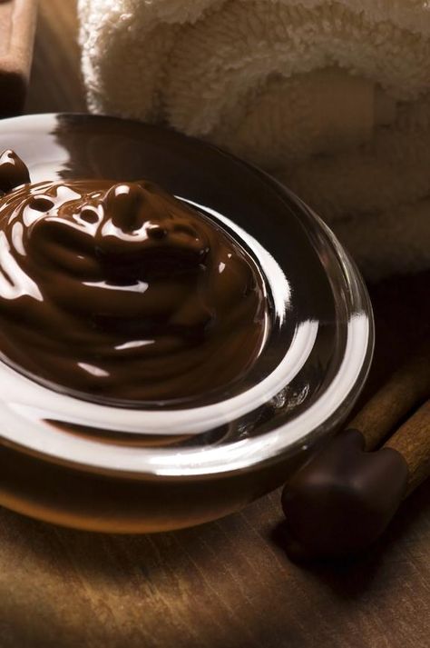 Still time to sign up for my #Chocolate #spa #skincare #course by #formulabotanica on 28 February 2015 in #London. Chocolate Spa, Diy Scrubs, Diy Haircare, Spa Skincare, Beauty Hacks Skincare, Diy Skin Care Routine, Bathing Beauty, Face Creams, Beauty Treats