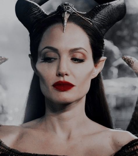 Maleficent Aesthetic, Mistress Of Evil, Maleficent, Angelina Jolie, Descendants, On Twitter, Disney, Twitter, Red