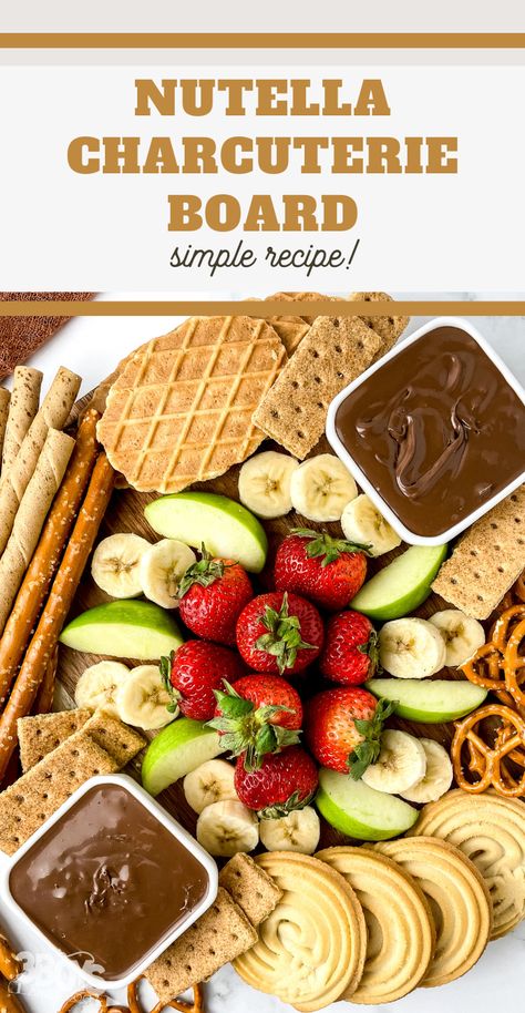 Where are my sweet treat fans at? This Nutella Charcuterie Board Recipe is the perfect balance between a dessert and a snack. Dessert Snack Board, Nutella Charcuterie Board, Nut Charcuterie Board, Nutella Board, Charcuterie Board Girls Night, Girls Night Charcuterie Board, Desert Charcuterie Board, Meat Boards, Kids Charcuterie