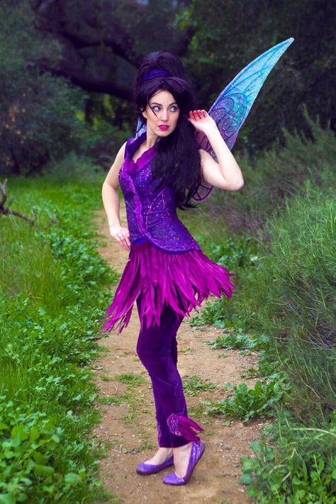 Cassie Wanda [as Vidia] (Cosplay by Glimmerwood @Facebook) #TinkerBell #RatherBe #SweaterWeather #WhoIAm Pixie Hollow Cosplay, Fast Flying Fairy, Vidia Costume, Vidia Tinkerbell, Mark Morrison, Fairy Shoot, Tinkerbell Cosplay, Cosplay Fairy, Tinkerbell Costume