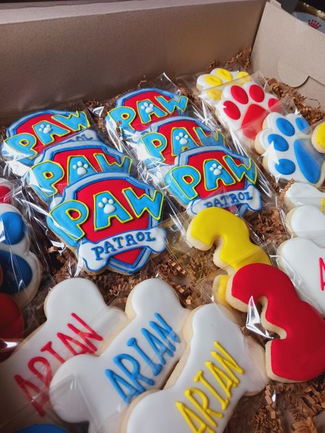 Paw Patrol Birthday Desserts, Paw Patrol Birthday Goodie Bags, Paw Patrol Birthday Party Favors, Paw Patrol Birthday Treats, Paw Patrol Party Treats, Paw Patrol Treat Table, Paw Patrol Treats Ideas, Paw Patrol Mighty Pups Birthday Party, Paw Patrol Birthday Party Boy