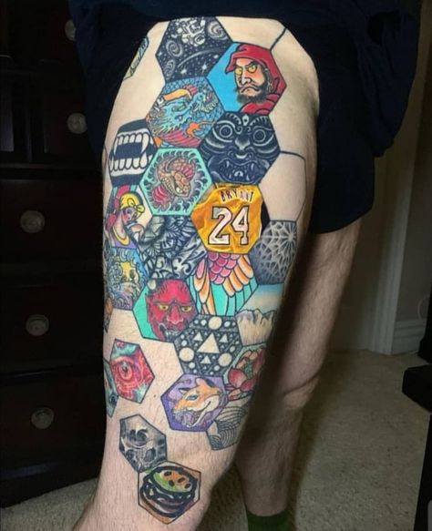 This guys tattoo collection. Each artist filled in a hexagon with whatever they want. Hexagon Tattoo, Honeycomb Tattoo, Jagua Henna, Kunst Tattoos, C Tattoo, Tato Lengan, Rosen Tattoo, Tatuaje A Color, Red Tattoos