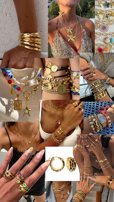 Boho Aesthetic Jewelry, Chunky Jewelry Gold, Lots Of Jewelry Aesthetic, Chunky Jewelry Outfit, Gold Chunky Jewelry, Chunky Jewelry Aesthetic, Outfits With Jewelry, Jewelry Aesthetic Rings, Hands Jewelry