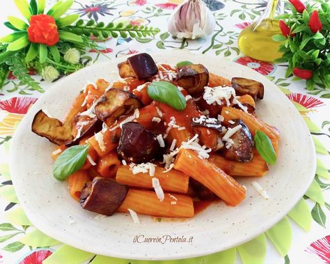 Pasta A La Norma, Pasta Norma, Pasta Cremosa, Pasta Alla Norma, Pasta Al Dente, Feta Pasta, Rigatoni, Pizza Pasta, Gorgonzola