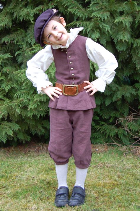 Tudor Outfits, Ren Faire Outfits, Tudor Costumes, Musical Theater, The Tudor, Medieval Clothing, Boy Costumes, Historical Costume