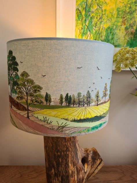 Lampshade Embroidery Pattern, Handmade Lamp Shade, Lampshade Design Ideas, Embroidered Lampshade Diy, Handmade Lampshades Diy, Lampshade Painting Ideas, Applique Lampshades, Quilted Lampshade, Lampshade Embroidery