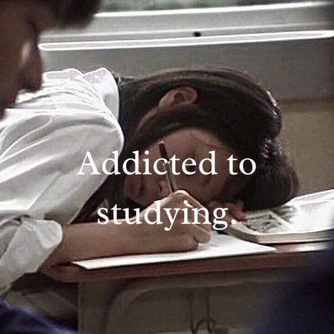 Studyholic Aesthetic, High Achiever Student Aesthetic Quotes, Study Addict, Studying Hard Aesthetic, Study Girl Aesthetic, Study Inspo Aesthetic, Studying Inspo Motivation, Beauty With Brain, Studying Vibes