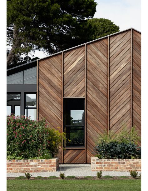 Wood Facade, Casa Country, Top Architects, Wood Cladding, Australian Architecture, Casa Container, Timber Cladding, Australian Homes, Facade Design