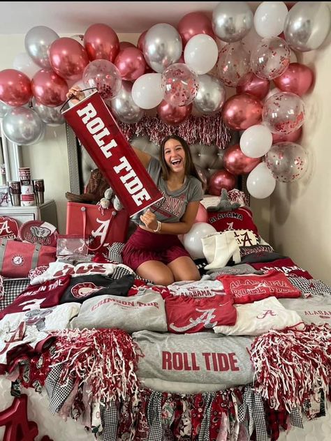 Bed Party Ideas College, Bed Party College, College Bed Party, College Announcements, College Bed, Bed Party, Trunk Party, Party College, College Bedding