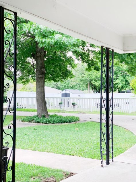 Here’s a before picture taken of the columns on our carport before we started this project.Yikes.See how they needed a little help? And when you looked at the house, these metal columns were almost invisible on the carport. They needed a little updating.Here’s an easy and economical way to update your metal columns with tons of money left over for summer vacation. They were definitely pretty once upon a time and if I found them at a yard sale, I’d take them home and make somethi… Cover Metal Porch Columns With Wood, Column Makeover Porch, Covering Columns With Wood, Carport Makeover Curb Appeal, Covering Porch Columns With Wood, Fence Decorations Ideas, Diy Porch Post Wrap, Metal Porch Columns, Cover Metal Porch Columns