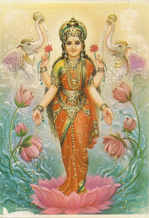 Lakshmi Maa Hd Wallpaper, Lakshmi Goddess, Devi Maa, Chaitra Navratri, Lakshmi Devi, Goddess Sculpture, Bal Krishna, Lakshmi Images, Hindu Goddess