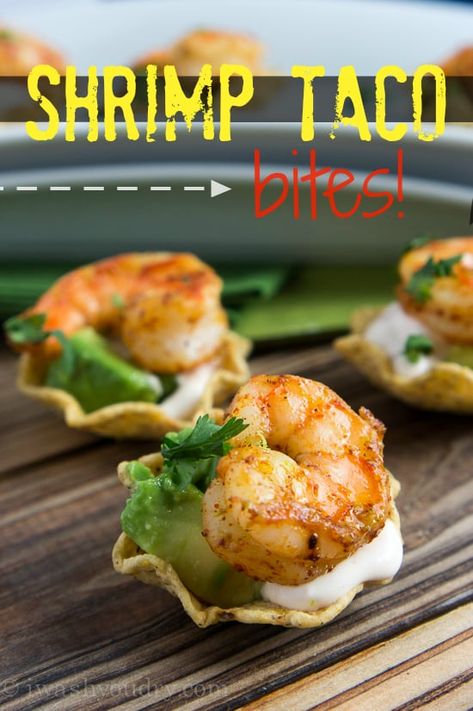 Shrimp Taco Bites Shrimp Taco Bites, Taco Bites, Shrimp Tacos Easy, Shrimp Taco, Bite Size Appetizers, Shrimp Tacos, Buffalo Chicken Dip, Finger Food Appetizers, Snacks Für Party