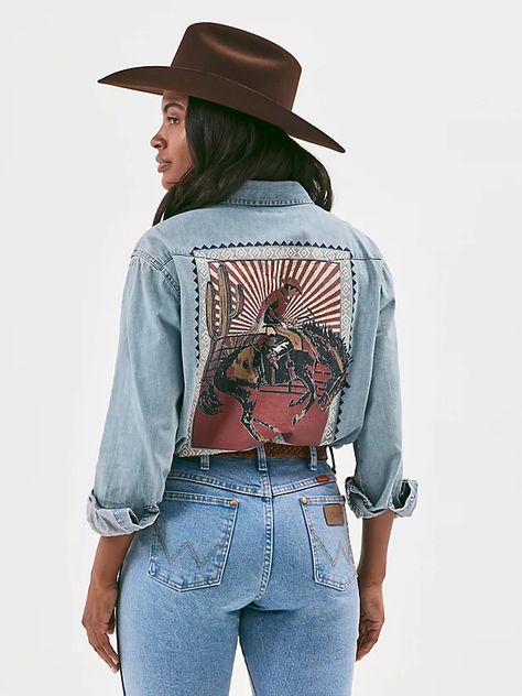 Women's Rodeo Poster Denim Western Snap Shirt Punchy Western Outfits Winter, Staple Outfits, Western Shopping, Western Shirts For Women, Rodeo Poster, Western Grunge, Rodeo Outfits, Western Women, Boyfriend Denim