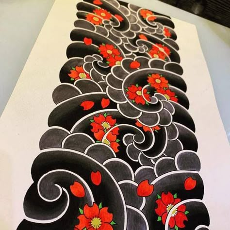 Tato Irezumi, Tatuajes Irezumi, Traditional Japanese Tattoo Sleeve, Tato Paha, Tattoo Japanese Style, Koi Tattoo Design, Sakura Tattoo, Japanese Background, Japanese Flower Tattoo