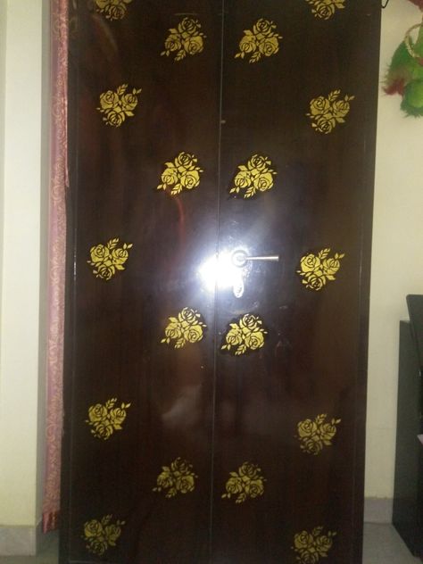 Painting on almirah 2 Door Wardrobe, Furniture Makeover, Armoire, Paint, Wardrobe, Furniture, Quick Saves, Home Decor, Home Décor