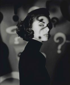 Film Noir Photography, Paolo Roversi, Arte Van Gogh, Peter Lindbergh, Black And White Portraits, Foto Inspiration, White Photo, Hollywood Glamour, Photography Inspo