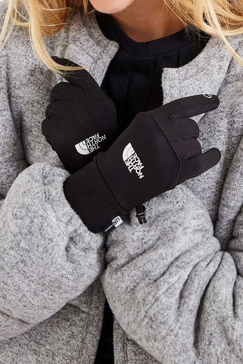 North Face Gloves, Cozy Gloves, Gloves Outfit, Tech Gloves, Gloves For Women, Jordan Shoes Retro, Face Jewellery, Duke University, Sport Tights