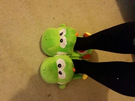 Yoshi slippers! Mario Slippers, Character Slippers, Outfit References, Clothing Shopping, Beige Shirt, Christmas Goodies, House Shoes, Crafting Ideas, Cute Characters