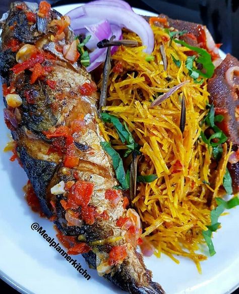 African Salad, Nigeria Food, African Recipes Nigerian Food, West African Food, Nigerian Recipes, Food Tags, Nigerian Food, Food Trays, African Food