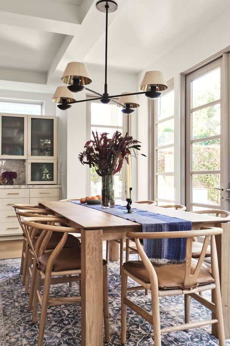 Wishbone Chair Dining, Wishbone Dining Chairs, Black Wishbone Chair, Stone Paint, Transitional Dining Room, Urban Electric, Transitional Dining, Pacific Palisades, Oak Dining Table