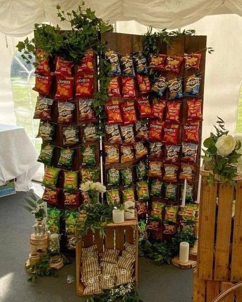 Carnival Games At Wedding, Crisp Bar Wedding, Chips At Wedding, Wedding Crisps Wall, Chip Station Wedding, Crisps Wall Wedding, Diy Crisp Wall, Prom Snacks Table, Crisp Wall For Wedding