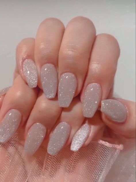 Bachelorette Party Nails, Nails Champagne, Bridal Shower Nails, Bachelorette Nails, Nails Cream, Nails Burgundy, Blue Prom Nails, Nails Coral, Champagne Nails