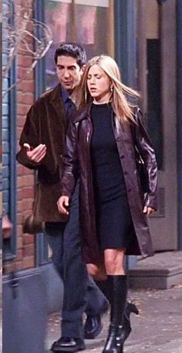 Everyday Outfits Black, Sweater Outfits Korean, Estilo Rachel Green, Rachel Green Friends, Rachel Green Style, 90s Icons, Rachel Green Outfits, Sweater Outfits Men, Iconic Outfits