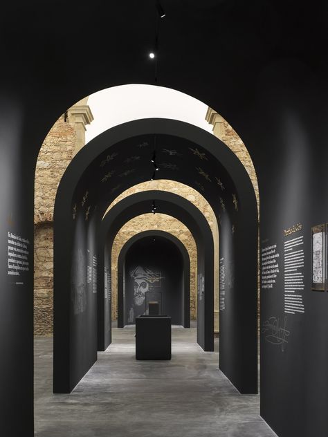 Gallery of Damião de Góis Museum and the Victims of the Inquisition / spaceworkers - 17 Hunter Journal, Urban Industrial Decor, Museum Logo, Museum Interior, Museum Exhibition Design, Desain Pantry, The Inquisition, Museum Displays, Exhibition Display