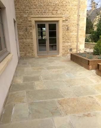 Limestone Patio, Limestone Paving, Travertine Tiles, Patio Layout, Outdoor Paving, Concrete Patios, Patio Slabs, Patio Pavers, Garden Paving