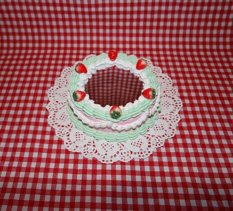 Fake Cake Mirror, Fake Strawberries, Cake Mirror, Dessert Art, Mirror Wall Hanging, Strawberry Decorations, Green Strawberry, White Frosting, Pink And Mint