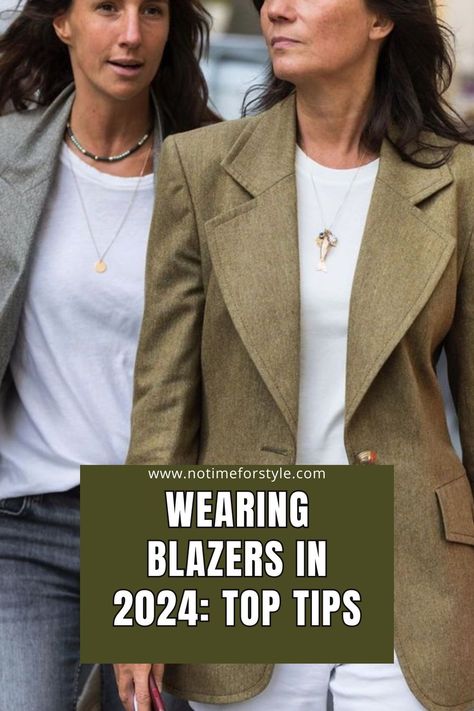 Blazer Outfits 2023 Fall, How To Wear A Linen Blazer, Casual Blazer Looks For Women, Classic Spring Outfits 2024, Styling A Grey Blazer, 2024 Spring Work Outfits, 2023 Blazer Outfit, How To Dress Up A Blazer, How To Wear Blazers Work Outfits