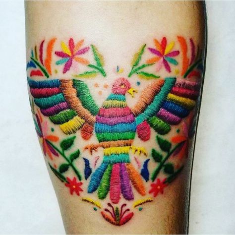 Dorlins on Instagram: “Apparently, Embroidery Tattoos are a thing 🤩 some of these look just like real thread! • https://www.boredpanda.com/cross-stitch-…” Tato 3d, Cross Stitch Tattoo, Amazing 3d Tattoos, Colorful Tattoo, Embroidery Tattoo, Stitch Tattoo, Kunst Tattoos, Beautiful Flower Tattoos, Muster Tattoos