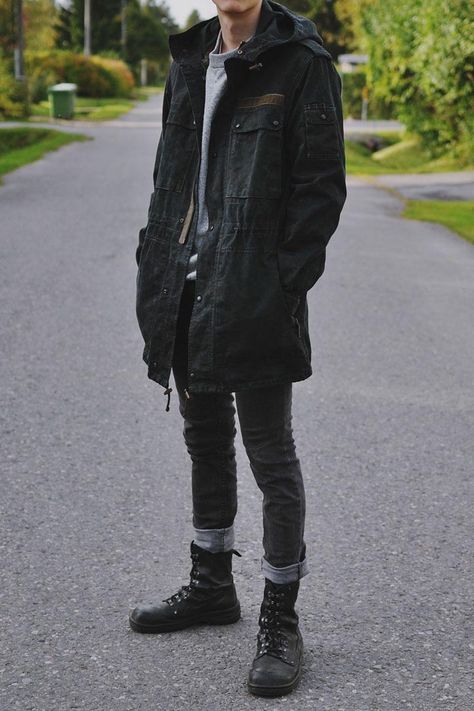 Massive inspiration album. Includes SLP, street goth, classic streetwear, /lit/ life, Shia Leboots and woman inspo - Album on Imgur Edgy Mens Fashion, Don Pedro, Mens Fashion Edgy, Look Rock, New Mens Fashion, Neue Outfits, Men Street, Style Streetwear, Fashion Mens