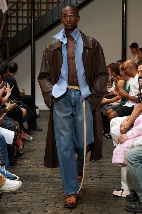 Mens Colorful Fashion, Fall Outfits For Men, Style Androgyne, Hed Mayner, Men Fashion Week, 2024 Menswear, High Fashion Men, Menswear Runway, Outfits For Men