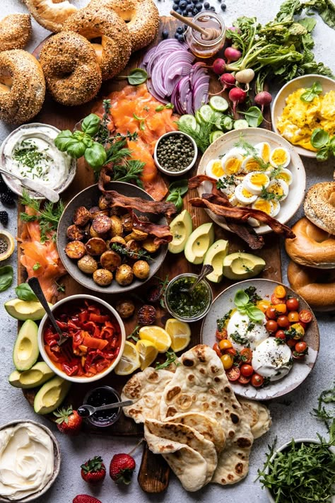 Mother's Day Menus and Entertaining Tips. Brunch Board, Fest Mad, Food Boards, Indian Dinner, Brunch Spread, Spring Brunch, Breakfast Potatoes, Läcker Mat, Half Baked Harvest