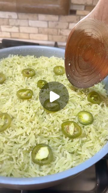 Jenny Martinez on Instagram: "Jalapeño Cilantro Mexican Rice  Never seen this done before!!! I had to think for a bit on how to get the rice infused with jalapeños spice heat so I replaced the tomatoes sauce. The most organic way that came to mind was to replace the tomatoes for jalapeños peppers and add the same other ingredients to it make it into a spicy green sauce, in the midst of the process I added cilantro to get the beautiful green vibrant color! Beautifuuuuulllll and let me tell you… everyone was surprised of how good it turned out.   Would you try this spicy jalapeño rice?" Jalapeno Rice Recipes, Spicy Rice Recipes, Jalapeno Rice, Spicy Green Sauce, Tomatoes Sauce, Yummy Rice, Jenny Martinez, Barbacoa Recipe, Real Mexican Food