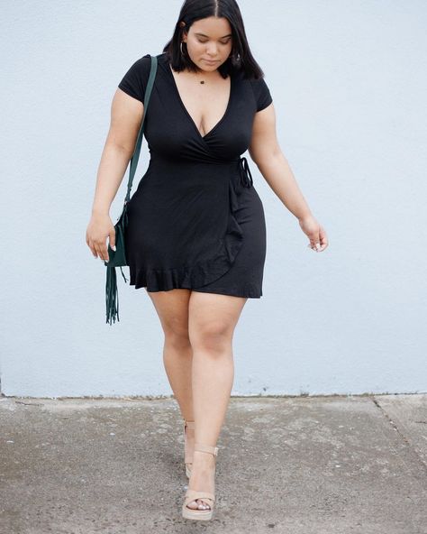 Plus Size Hairstyles, Outfit Curvy, Plus Size Party, Chic And Curvy, Plus Size Summer Outfits, Look Plus Size, Plus Size Party Dresses, Plus Size Models, Girls Outfits