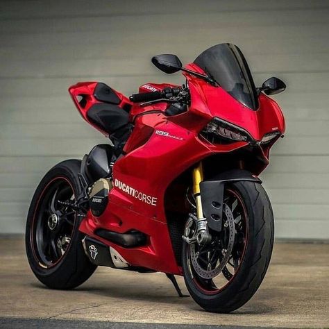 Motorcycles & More on Twitter: "Ducati Panigale 1199… " Ducati 1199, Ducati Panigale, Ducati, Garage, Red