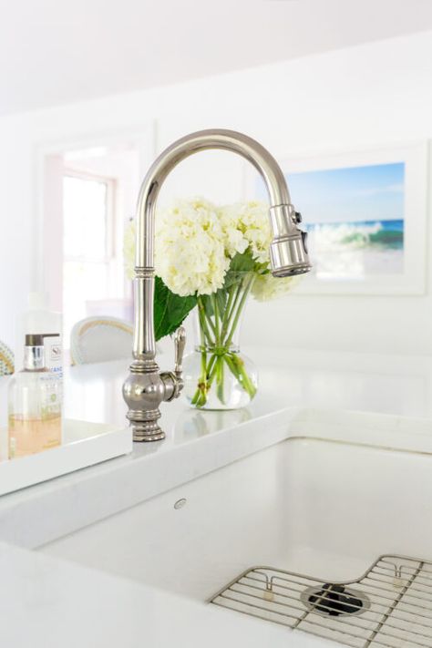 Cast iron farmhouse sink