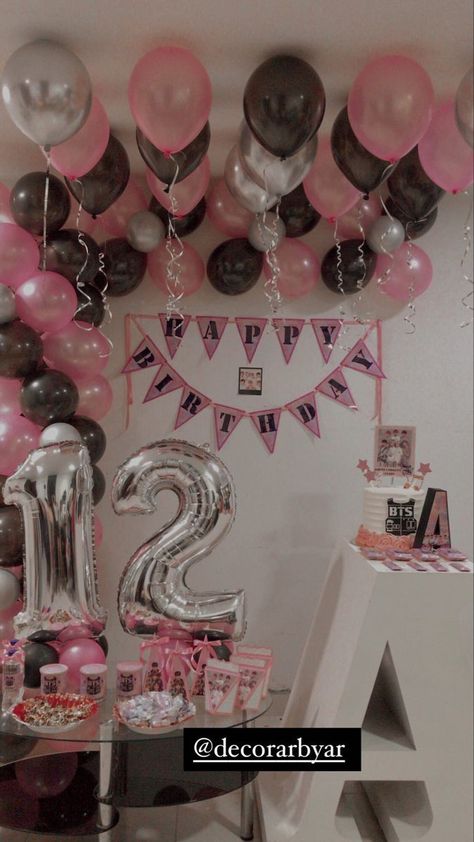 12th Birthday Party Ideas, Pink Birthday Decorations, Hello Kitty Birthday Party, Simple Birthday Decorations, Bday Party Theme, Bts Birthdays, 13th Birthday Parties, Hello Kitty Cake, Hello Kitty Birthday