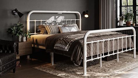 White Iron Bed Frame Bedroom, White Metal Bed Frame Bedroom Ideas, Wire Bed Frame, Metal Bed Frame Bedroom Ideas, Lilac Room, White Metal Bed Frame, Bed Frame Metal, White Metal Bed, Vintage Bed Frame